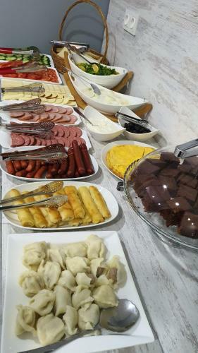 Hostal Mestia 4 Season