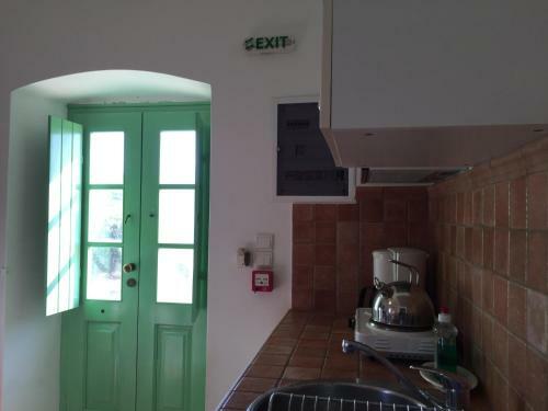 Hostal Villa Lemonia - Guest House