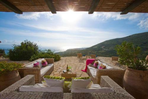 Fanies Villa Sleeps 8 Pool Air Con Wifi