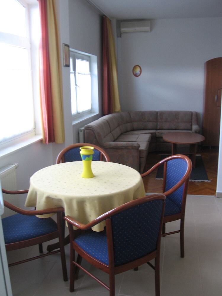 Apartamento Leier Business Hotel