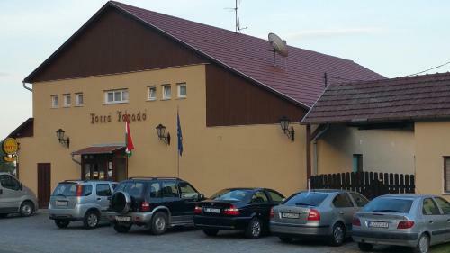 Posada Forr� Fogad� Restaurant Pension Camping