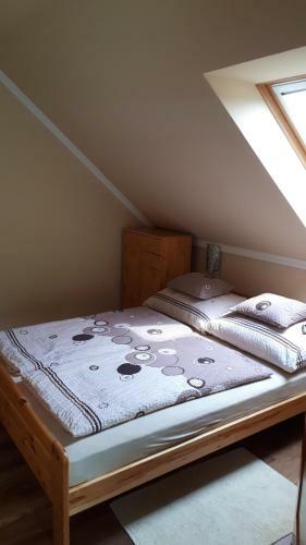 Nefelejcs Fagyiz� �s Apartmanh�z