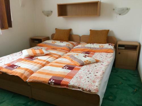 Hostal Ak�cliget Gy�gy-�s Strandf�rd?