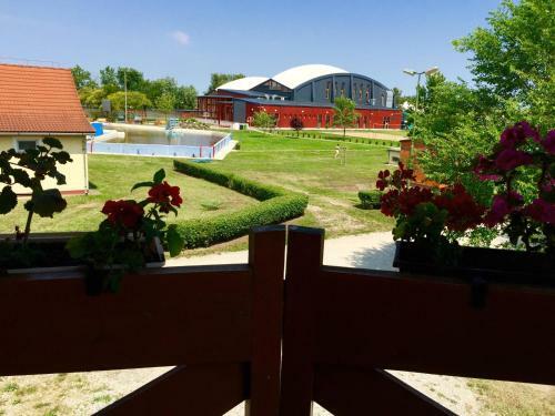 Hostal Ak�cliget Gy�gy-�s Strandf�rd?