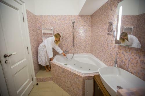 Hotel Erzs�bet Paks