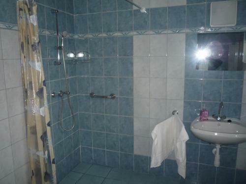 Hostal Aba Vez�r Panzi� �s �tterem