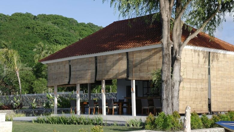 Hotel The Suites Lombok