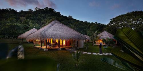 Hotel Pearl Beach Resort Gili Asahan