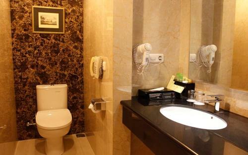 Hotel Resor Tuban Tropis