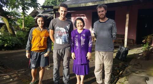 Tomohon Homestay Apelez House