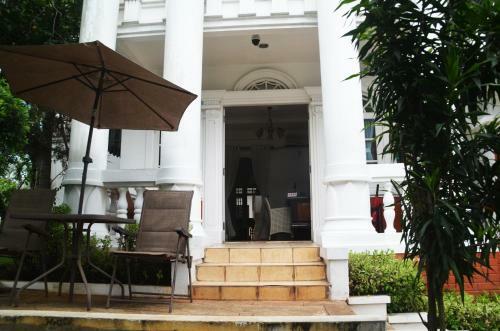 Hostal Razha Syariah Guest House