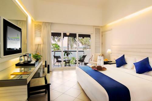 Hotel Nongsa Point Marina