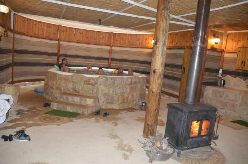 Lodge Shkutai Hottub Arava