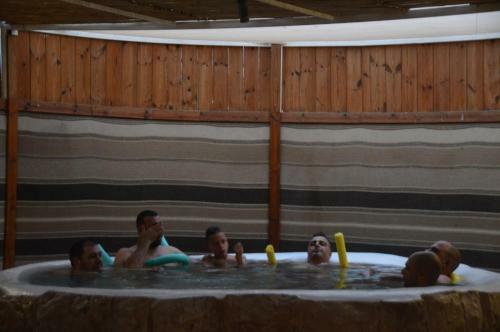 Lodge Shkutai Hottub Arava