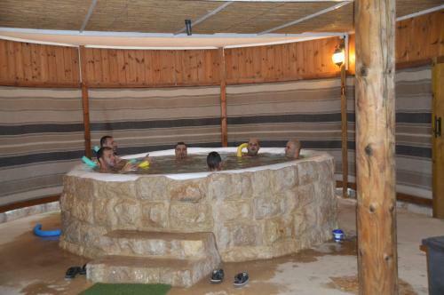 Lodge Shkutai Hottub Arava