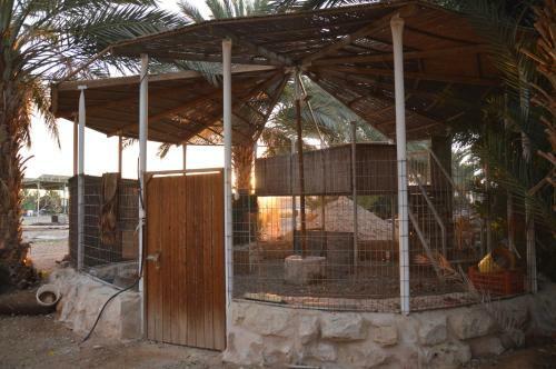 Lodge Shkutai Hottub Arava