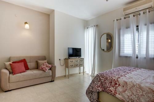 V&v Boutique Apartment On The Sea