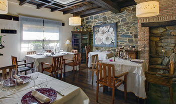 Hotel La Posada Del Casar