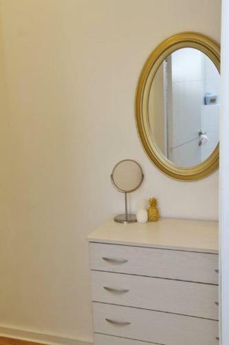 Holiday Studio Apartment Near The Bah� ' � Gardens