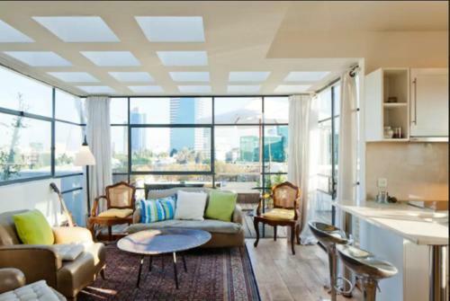 Apartamento The Rothschild Elegant Rooftop