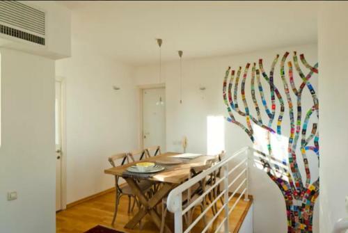 Apartamento The Rothschild Elegant Rooftop