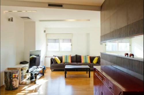 Apartamento The Rothschild Elegant Rooftop
