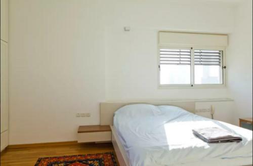 Apartamento The Rothschild Elegant Rooftop