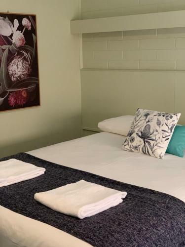 Finley Country Club Hotel Motel