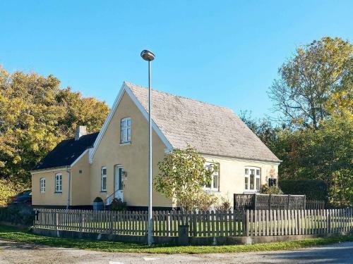 Three-bedroom Holiday Home In S�by �r� 2