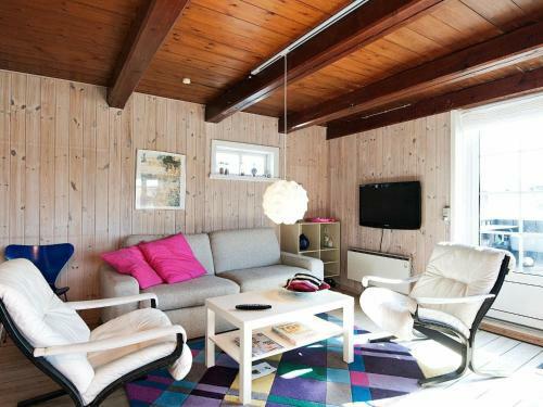 Two-bedroom Holiday Home In Fan� 10