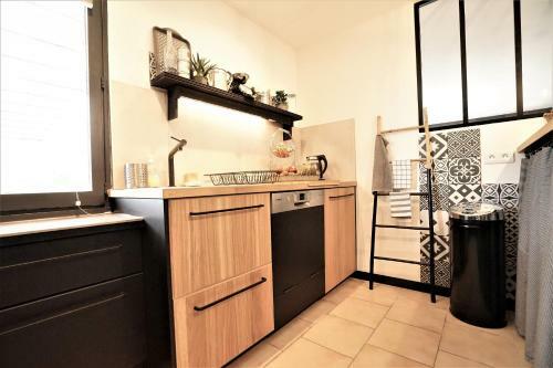 Villas Du Luberon - La Villa Des Saisons