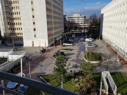 Bed & Breakfast Chambre Spacieuse Avec Balcon Et Petit D�jeuner