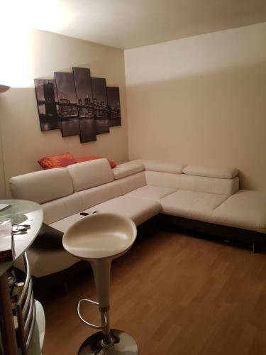 Bed & Breakfast Chambre Spacieuse Avec Balcon Et Petit D�jeuner