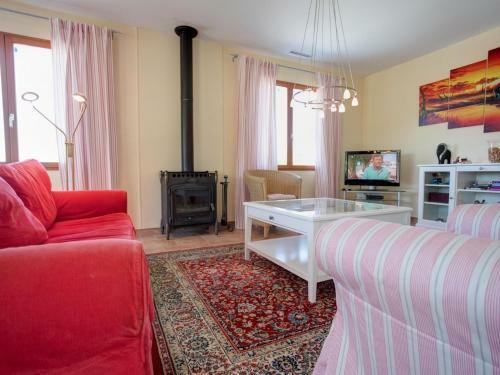 Charming Villa With Private Pool Near Lake In Oupia
