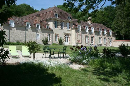 Bed & Breakfast Manoir De Montflambert