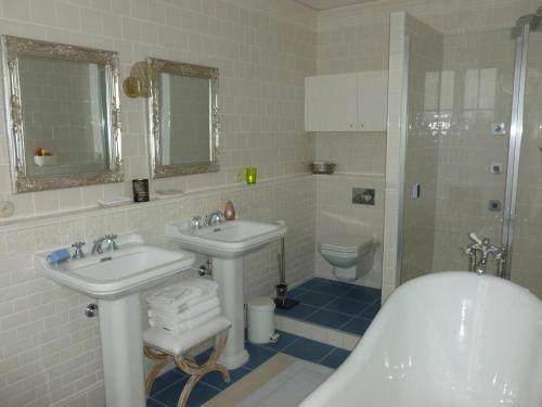 Bed & Breakfast La Chambre Au Ch�teau
