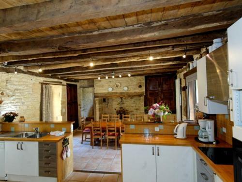 Pechaude Villa Sleeps 12 Pool Air Con Wifi