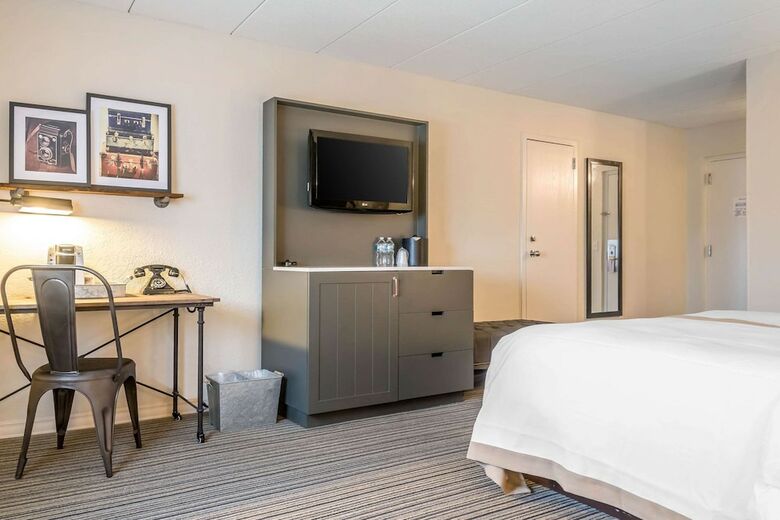 Clarion Hotel South Saint Paul