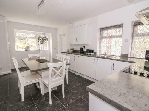 Cockerel Cottage, Llanybydder