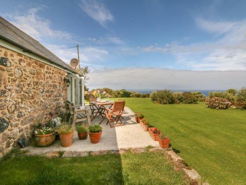 Back Of Beyond, St Ives