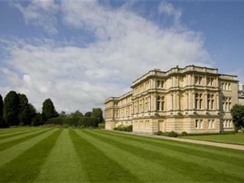 17 Sherborne House, Burford