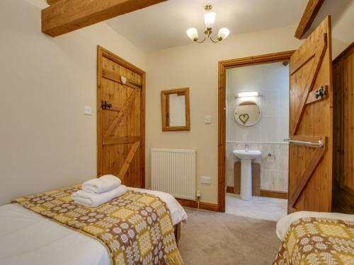 Holiday Home Uwch Yr Wnion