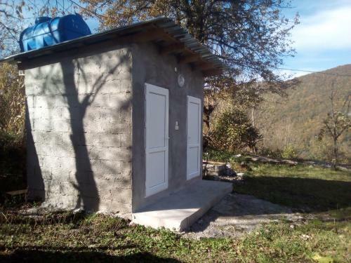Albergue Kinchkha Wood House
