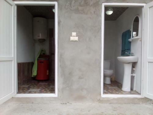 Albergue Kinchkha Wood House