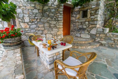 Hostal Petrino