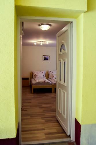 Csongr�di Vend�gv�r� Apartmanok