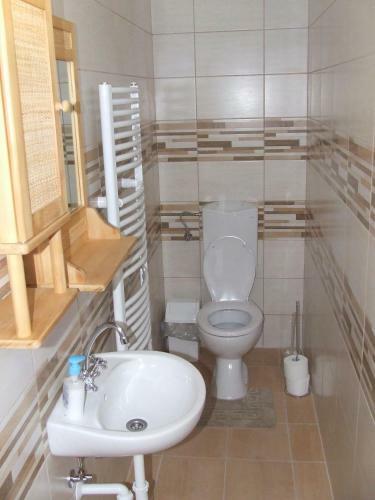 Hostal Meggyes Vend�gh�z