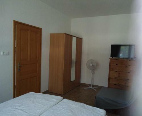 Apartments In Balatonmariaf�rdo/balaton 19452