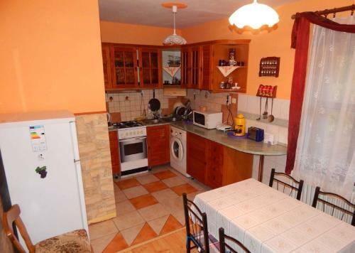 Bolt�ves Vend�gh�z