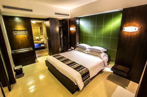 Crown Victoria Hotel Tulungagung